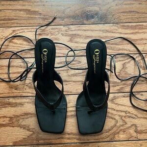 Black Leather Heels with Square Toe and Ankle Straps